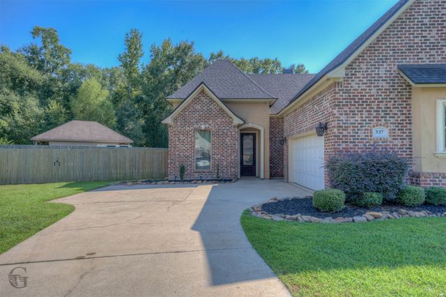 537 Dogwood South Lane, Haughton, LA 71037