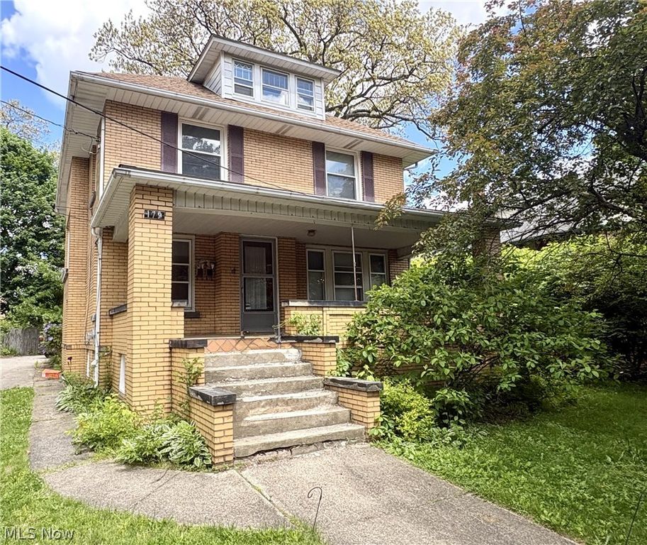 179 Oakdale Avenue, Akron, OH 44302