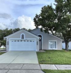 2240 STONEHEDGE LOOP, Kissimmee, FL 34743