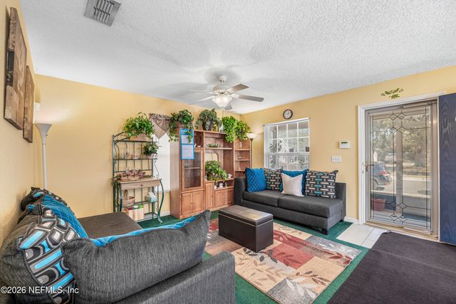 705 OAK ARBOR Circle, Jacksonville, FL 32206