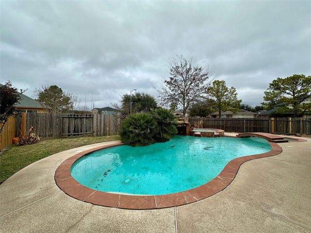 17002 Irish Oaks Court, Houston, TX 77083
