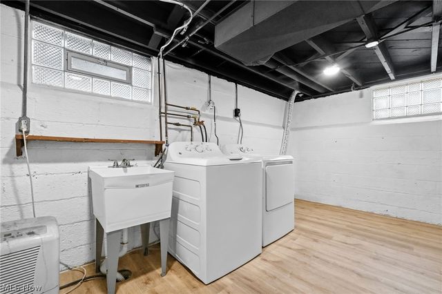 6392 W 130th Street, Brook Park, OH 44142