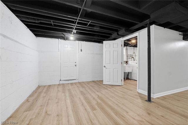 6392 W 130th Street, Brook Park, OH 44142