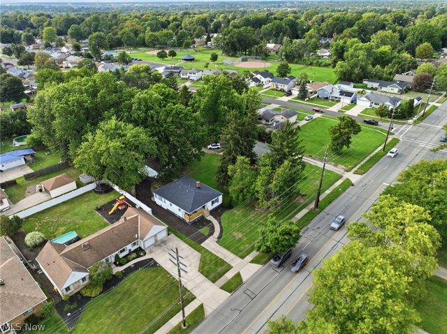 6392 W 130th Street, Brook Park, OH 44142