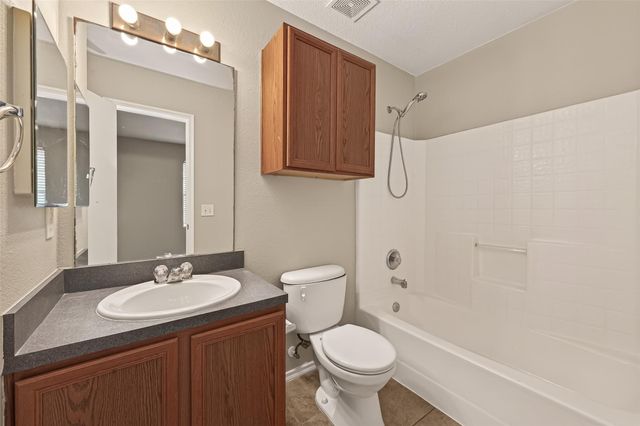 16847 Mammoth Springs Drive, Houston, TX 77095