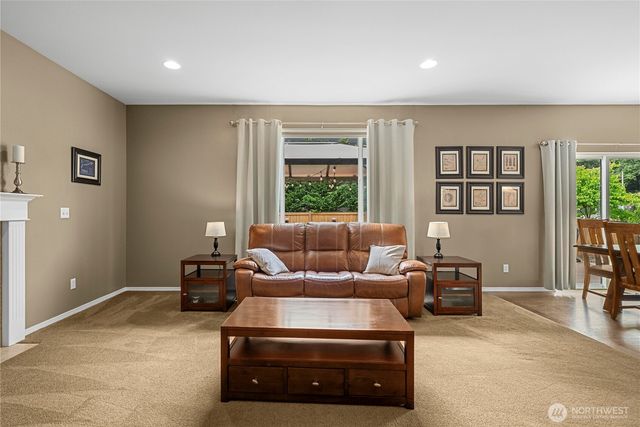 418 103rd Avenue NE, Lake Stevens, WA 98258