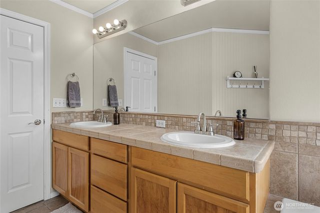 418 103rd Avenue NE, Lake Stevens, WA 98258