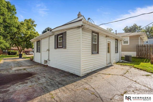 6257 Sprague Street, Omaha, NE 68104