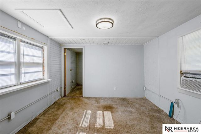 6257 Sprague Street, Omaha, NE 68104