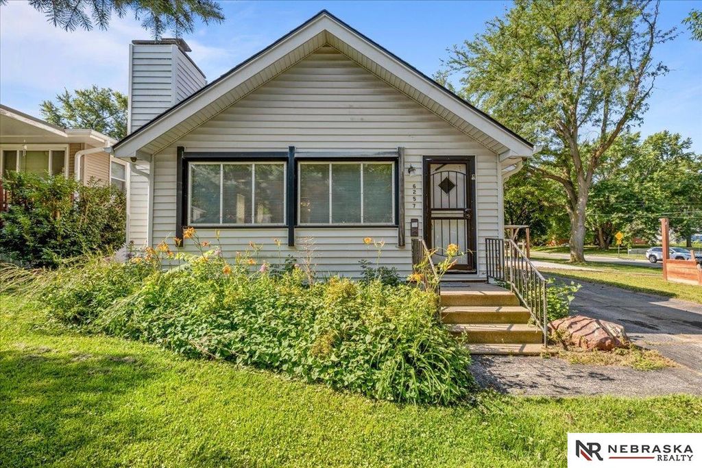 6257 Sprague Street, Omaha, NE 68104