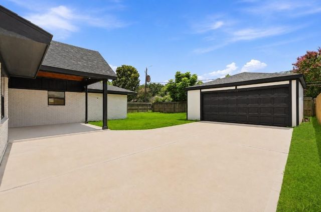6139 Valkeith Drive, Houston, TX 77096