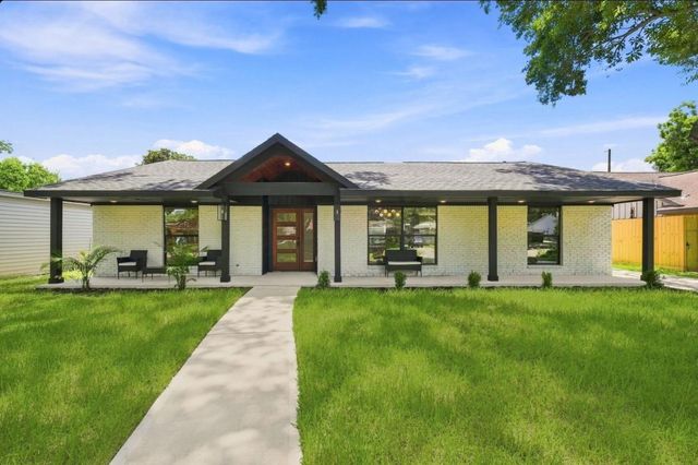 6139 Valkeith Drive, Houston, TX 77096