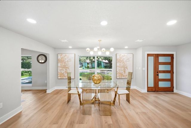 6139 Valkeith Drive, Houston, TX 77096