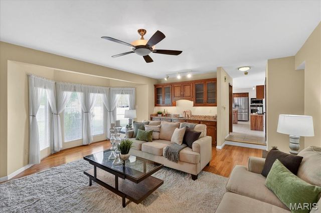 1347 Cherry Glen Court, Chesterfield, MO 63017