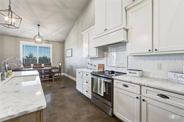 5923 Bridlewood Court, San Angelo, TX 76904