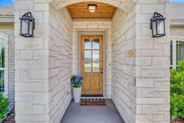 5923 Bridlewood Court, San Angelo, TX 76904