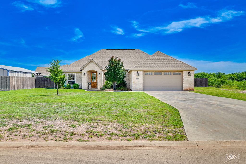 5923 Bridlewood Court, San Angelo, TX 76904