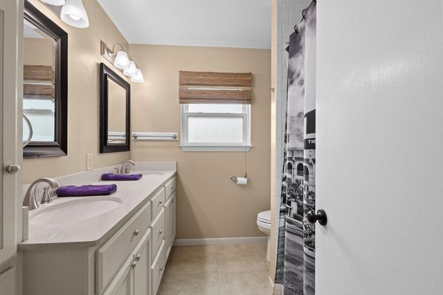 2040 Chevy Chase Lane, Beaumont, TX 77706