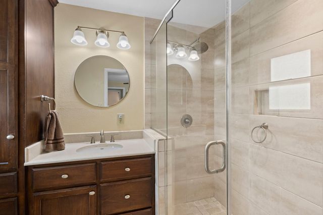 2040 Chevy Chase Lane, Beaumont, TX 77706