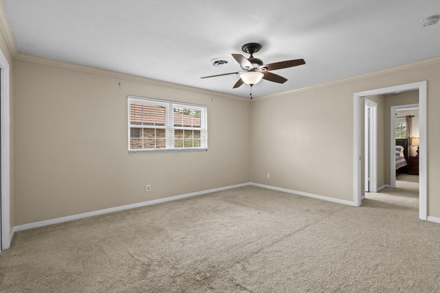 2040 Chevy Chase Lane, Beaumont, TX 77706