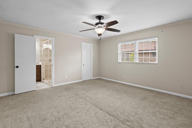 2040 Chevy Chase Lane, Beaumont, TX 77706