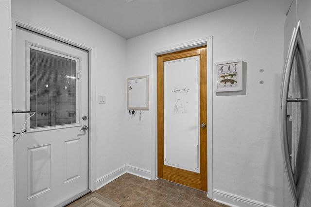 2040 Chevy Chase Lane, Beaumont, TX 77706