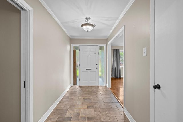 2040 Chevy Chase Lane, Beaumont, TX 77706
