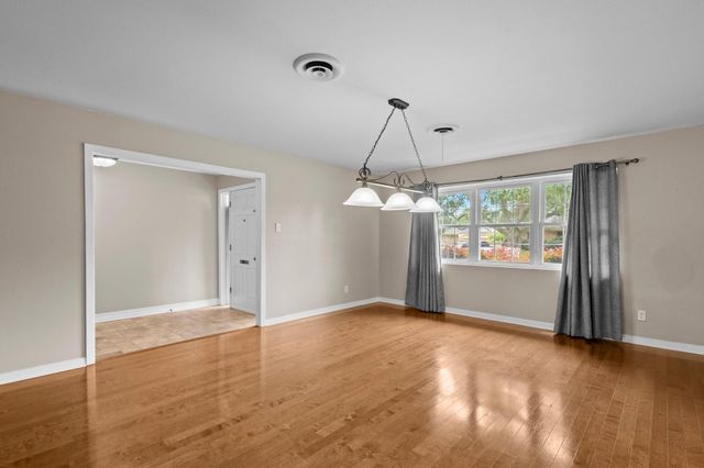 2040 Chevy Chase Lane, Beaumont, TX 77706