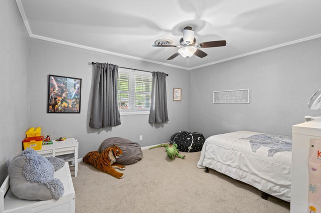 2040 Chevy Chase Lane, Beaumont, TX 77706