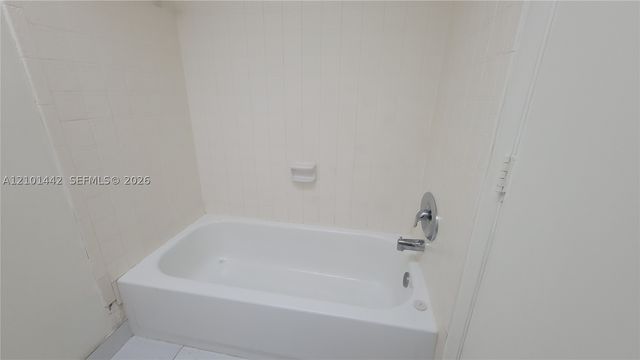 11477 NW 39th Ct 202-1, Coral Springs, FL 33065