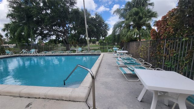 11477 NW 39th Ct 202-1, Coral Springs, FL 33065