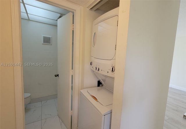 11477 NW 39th Ct 202-1, Coral Springs, FL 33065