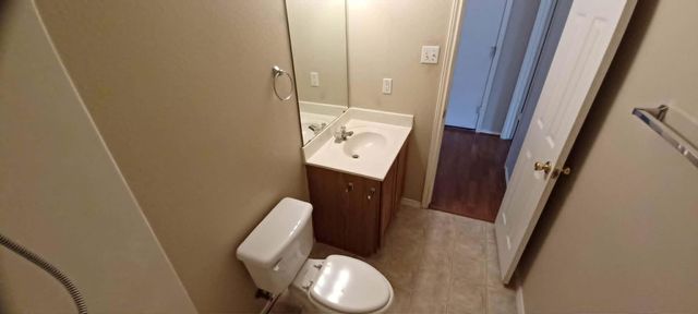 210 Lucky Clover LN, Hutto, TX 78634