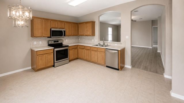 210 Lucky Clover LN, Hutto, TX 78634