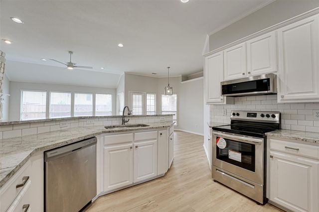 8104 Yacht Street, Frisco, TX 75035