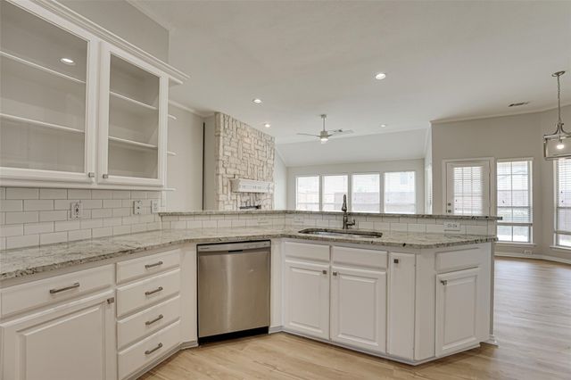 8104 Yacht Street, Frisco, TX 75035