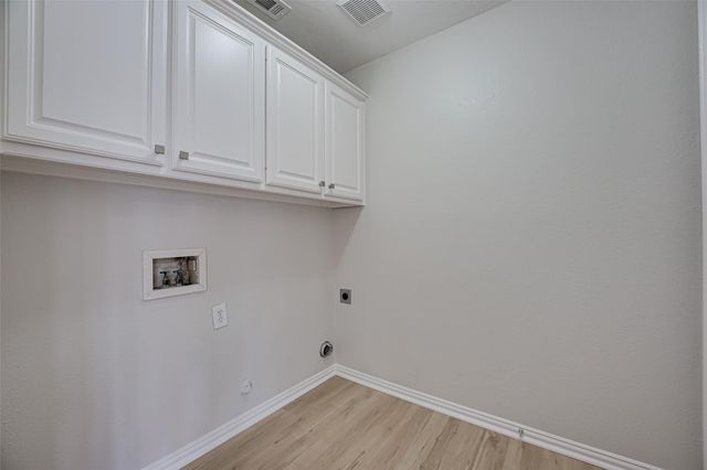 8104 Yacht Street, Frisco, TX 75035