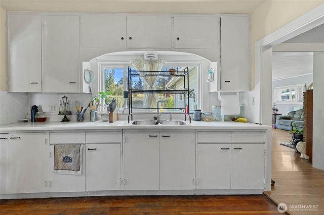 3817 E Sunset Drive, Bellingham, WA 98226