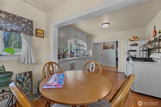 3817 E Sunset Drive, Bellingham, WA 98226