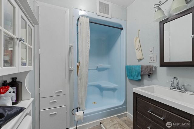 3817 E Sunset Drive, Bellingham, WA 98226