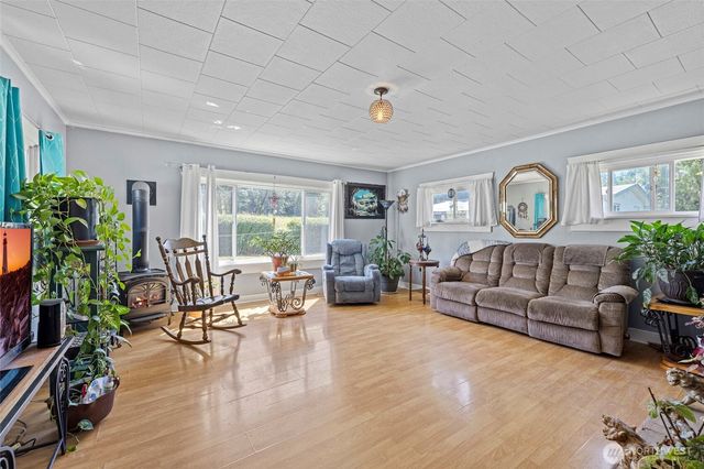 3817 E Sunset Drive, Bellingham, WA 98226