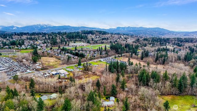 3817 E Sunset Drive, Bellingham, WA 98226