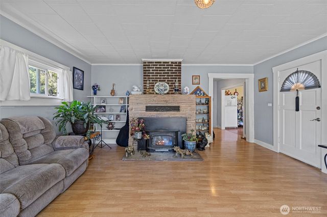 3817 E Sunset Drive, Bellingham, WA 98226