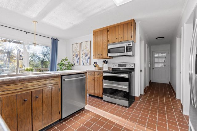 8124 Pierpoint Drive, Harrison, TN 37341