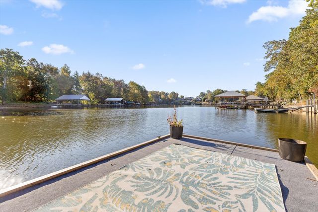 8124 Pierpoint Drive, Harrison, TN 37341