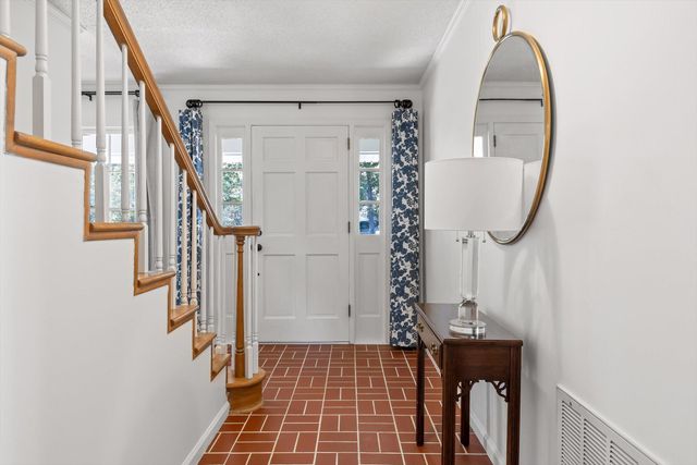 8124 Pierpoint Drive, Harrison, TN 37341