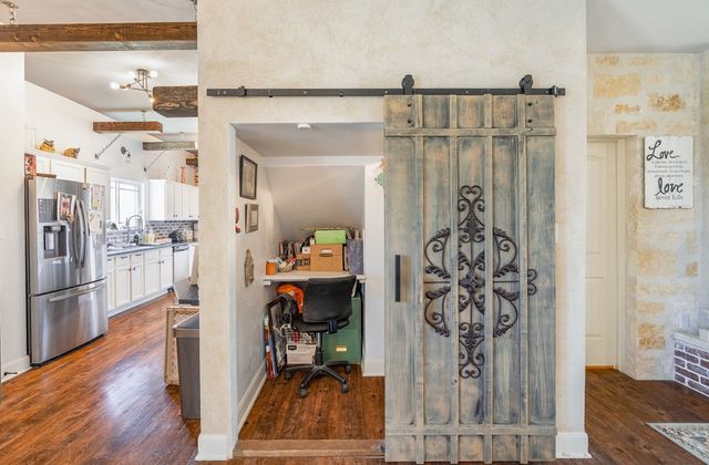 116 Jasper Ln, Kerrville, TX 78028