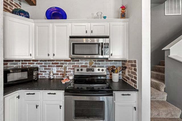 116 Jasper Ln, Kerrville, TX 78028