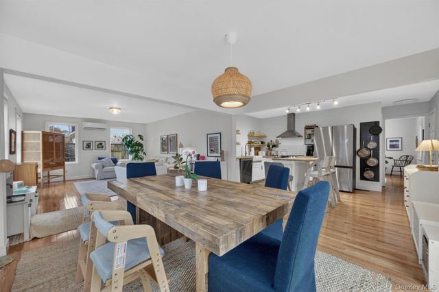 114 Chestnut Drive, New Windsor, NY 12553