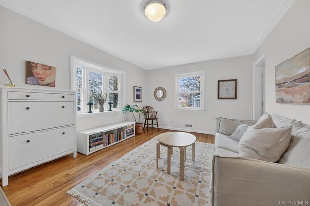 114 Chestnut Drive, New Windsor, NY 12553